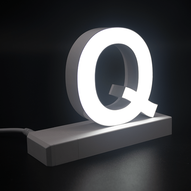 Magnetic LED Capital Letter, (Q), Letter lights, Light Letter Box, Light Up Letters, 3D, H3.7