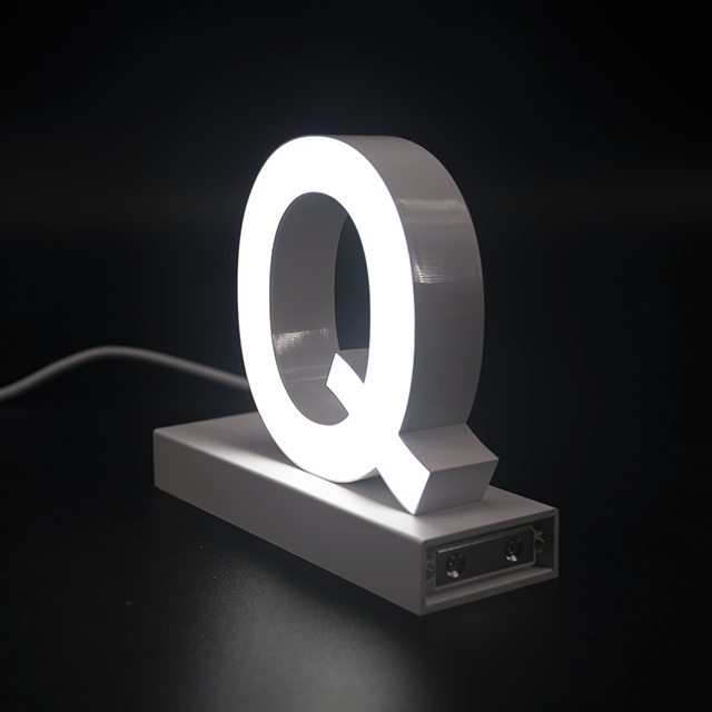 Magnetic LED Capital Letter, (Q), Letter lights, Light Letter Box, Light Up Letters, 3D, H3.7